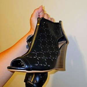 Open Toe Ankle Wedge Shoes